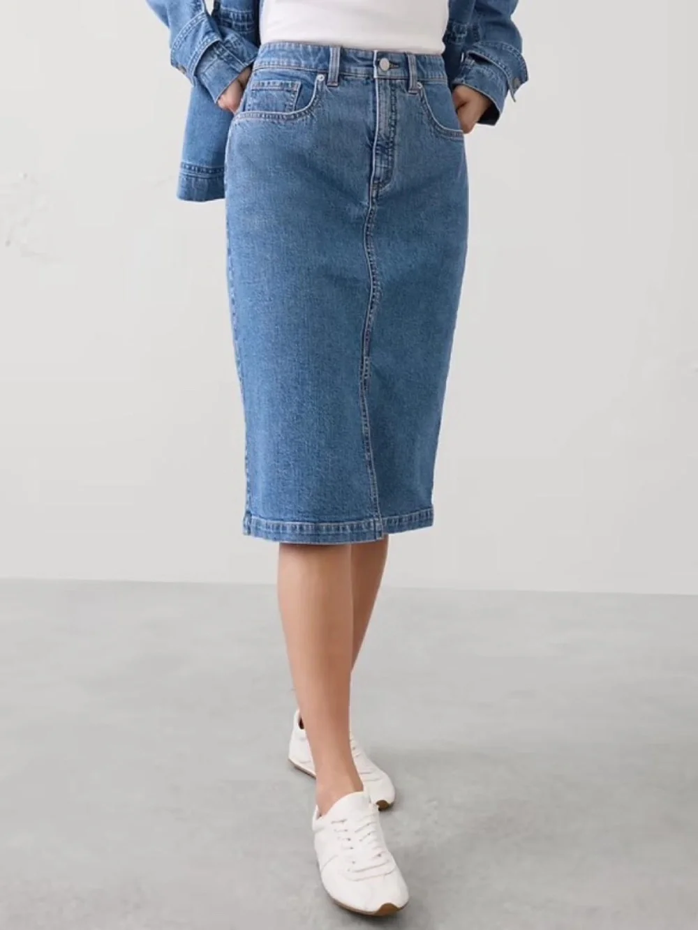 banana republic factory denim pencil skirt